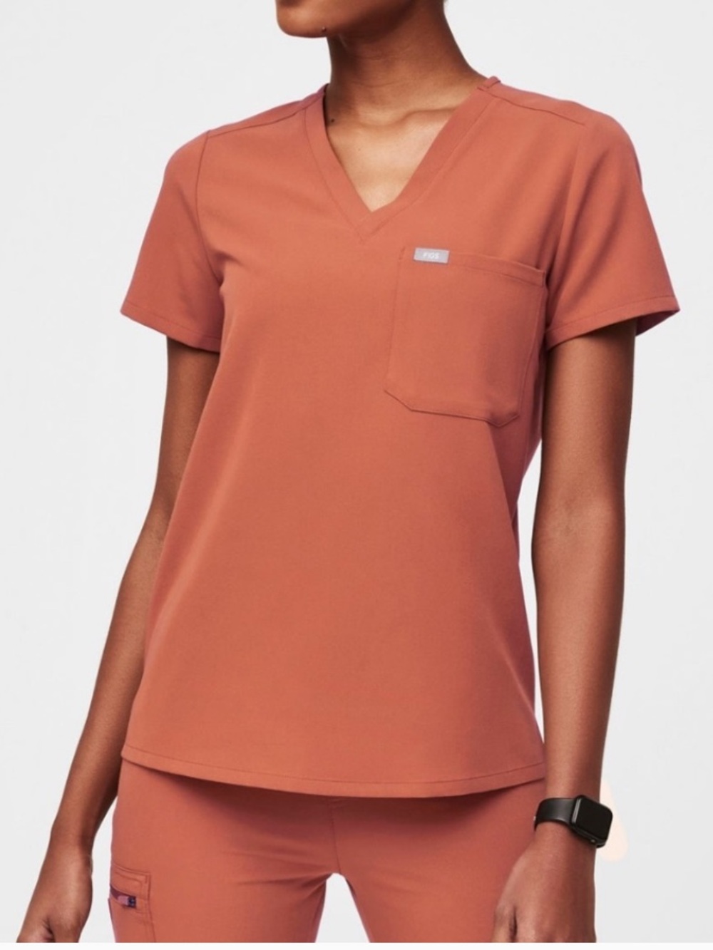 Figs like new! 🏜️ Terracotta Catarina Scrub Top - Picture 3 of 6